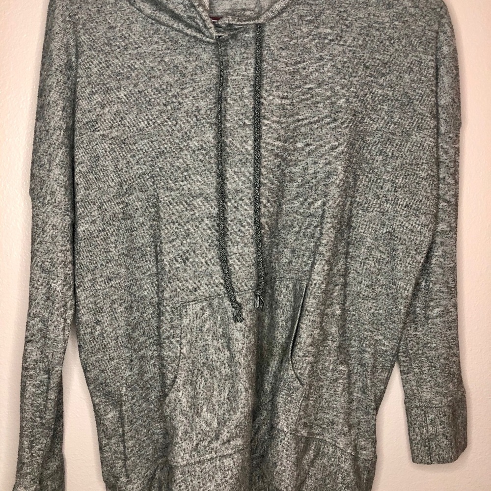 AE SWEATSHIRT